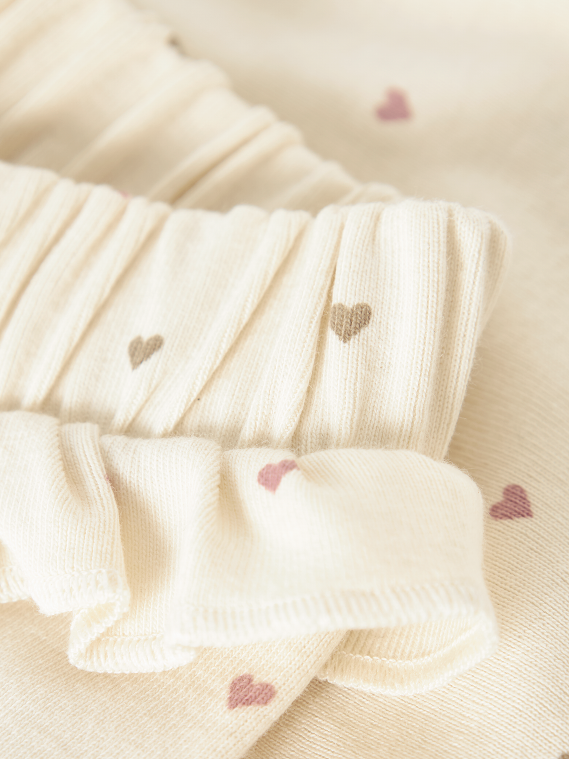 model_shot-front_full